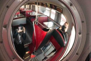 Gabriel Gavard - reflet - bus-3