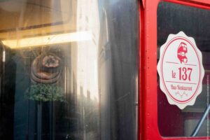 Gabriel Gavard - reflet - bus-4