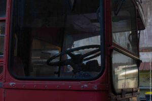 SaloméPlaisir-reflet-bus-3