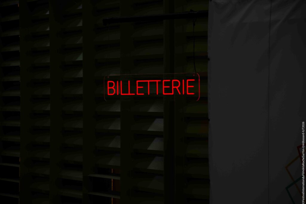 [#en images] Lundi 12 0ctobre. Billetterie, affichage et générations. Jour 1.